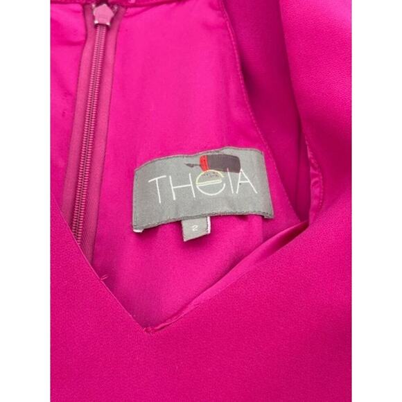 Theia Fuschia Smooth Paneled Sleeveless Mermaid Gown w/ Hidden Back Zip – Size 2 - Picture 6 of 11